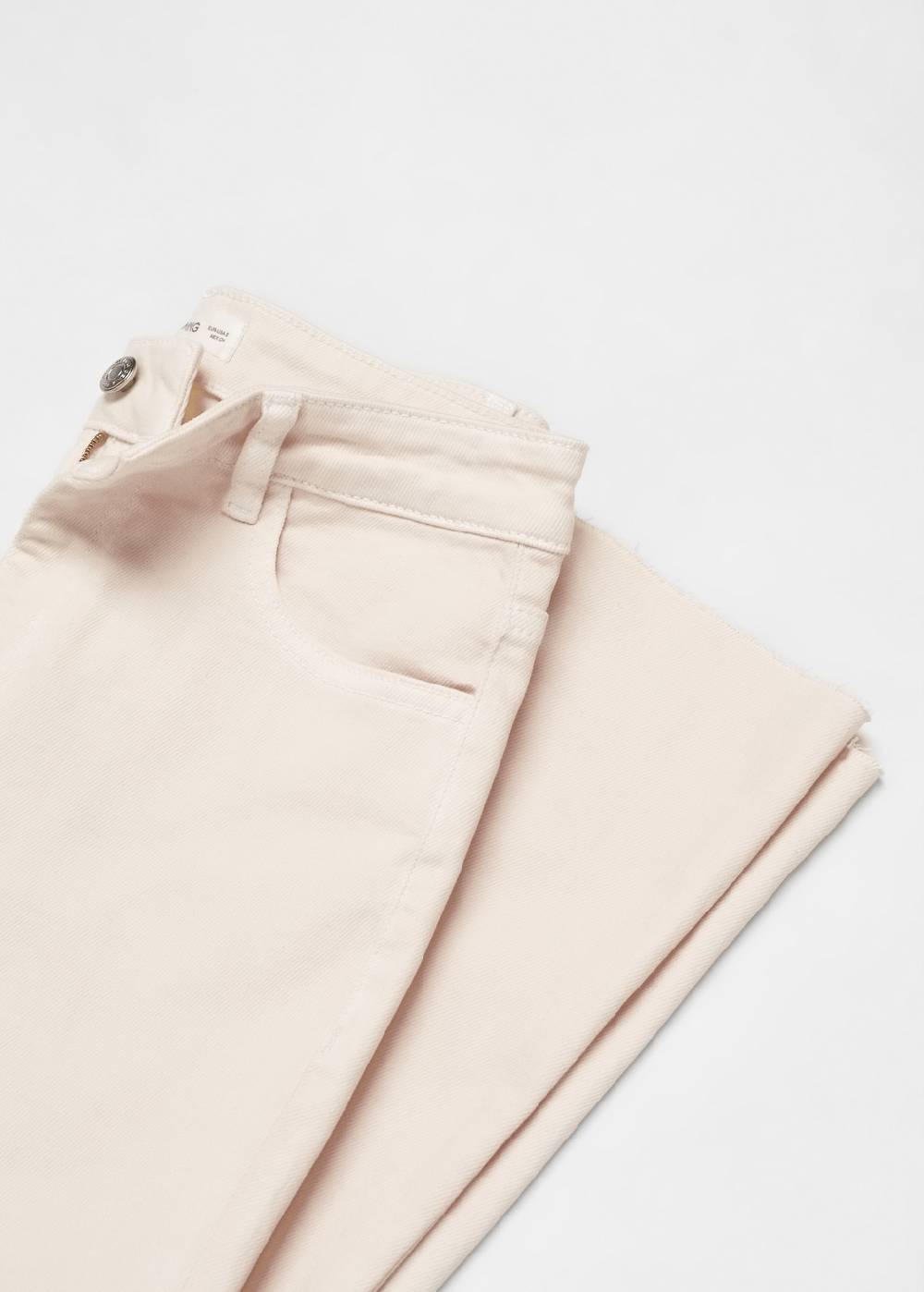 Mango Kurze Flared-Jeans 2025