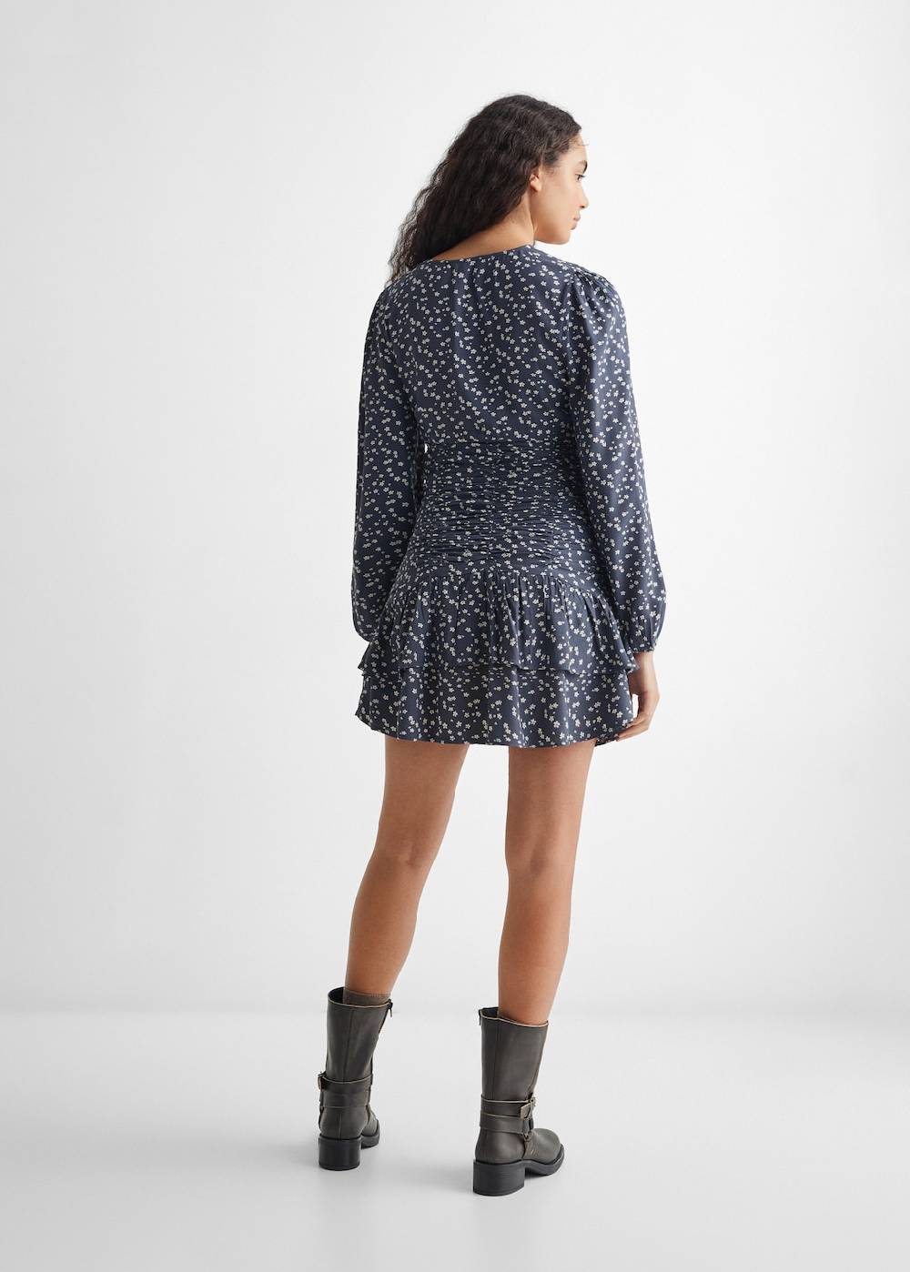 Mango Florales Kleid mit Raffdetails Cyber Monday