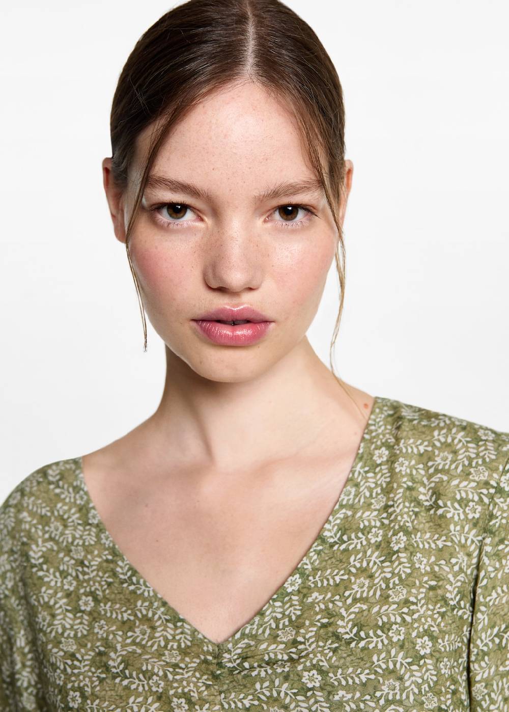 Mango Florales Kleid mit Rüschen Exklusive Angebote