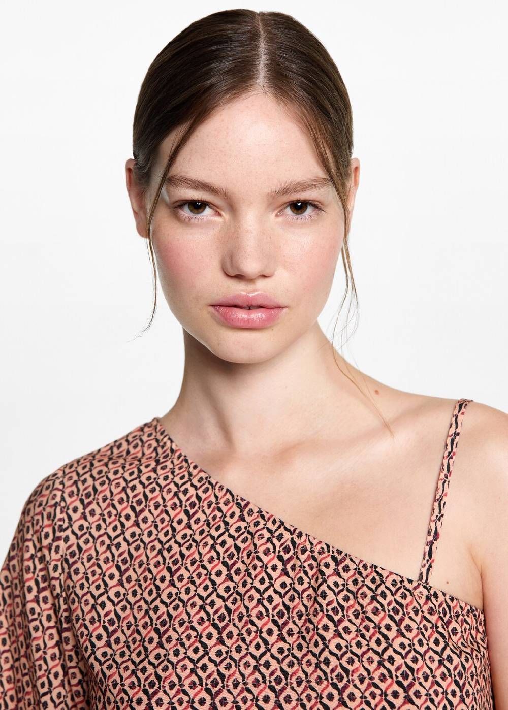 Mango Asymmetrische Bluse mit Motiv Zeitbegrenzte Promotion