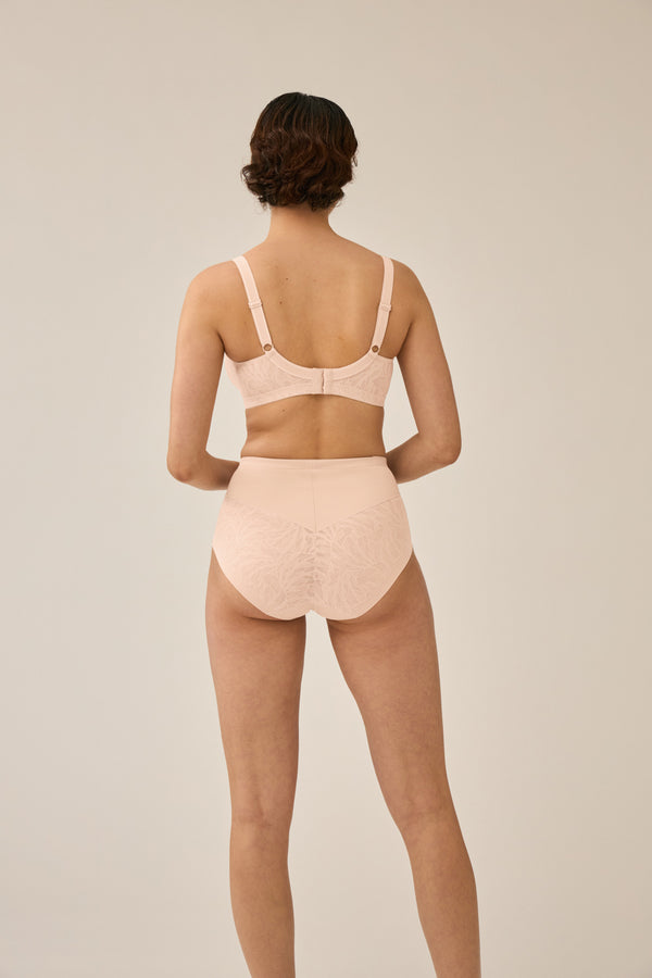 Naturana Minimizer und Side Smoother BH mit Spitze - Light Beige Exklusivangebot