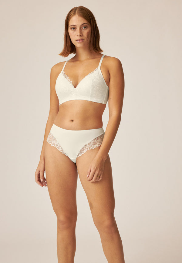 Naturana Soft-BH mit Schale und Spitze - Ecru Exklusive Angebote