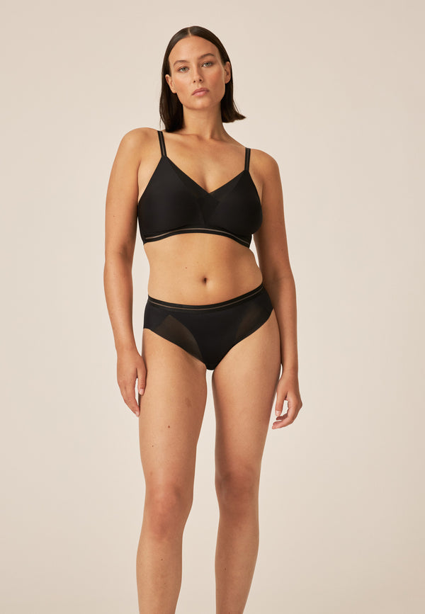 Naturana Clean Cut Slip mit Mesh-Details - Schwarz Clearance-Verkauf