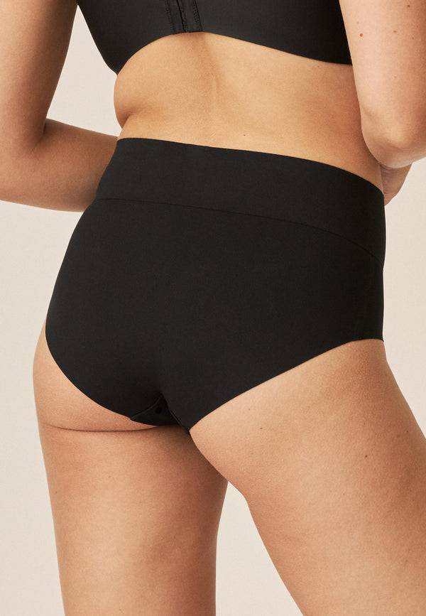 Naturana High Waist Slip mit leichtem Shape-Effekt - Schwarz Kauf eins, bekomm eins gratis