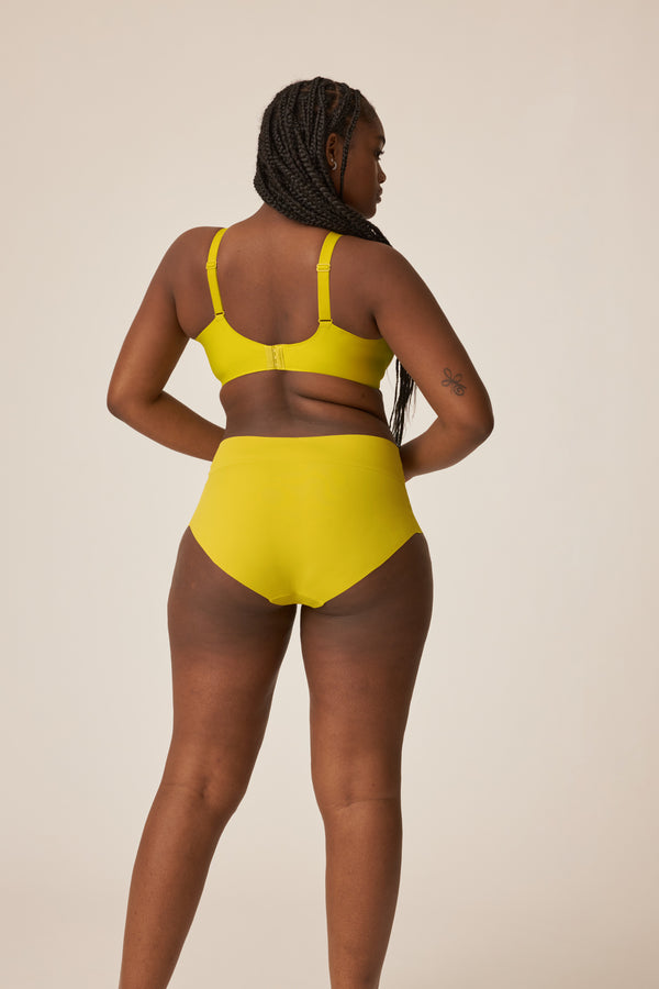 Naturana High Waist Slip mit leichtem Shape-Effekt - Golden Olive Tägliche Deals