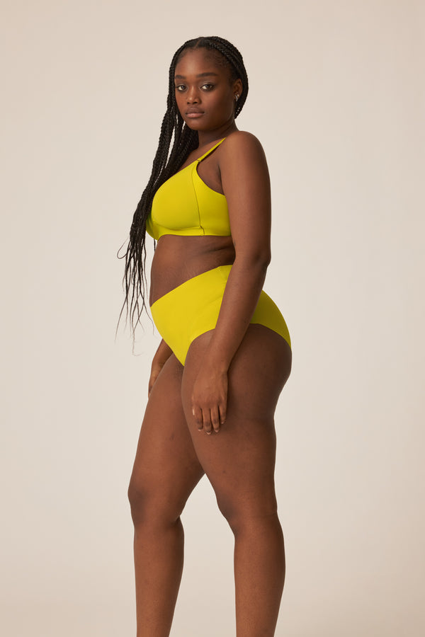 Naturana High Waist Slip mit leichtem Shape-Effekt - Golden Olive Tägliche Deals