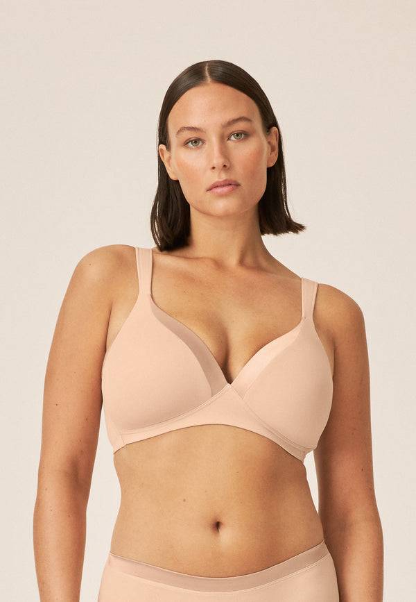 Naturana Bügelloser BH mit Schale und Glanzband - Light Beige Sonderangebot der Fabrik