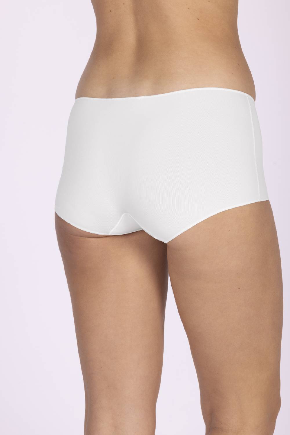Nina Von C. Shorts, SECRET Lagerräumung