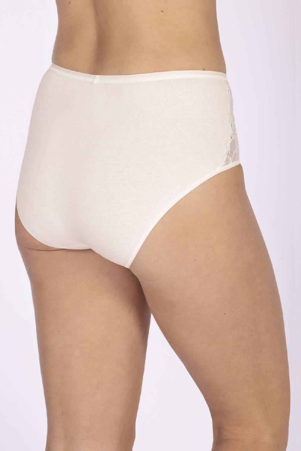 Nina Von C. Taillenslip im Angebot