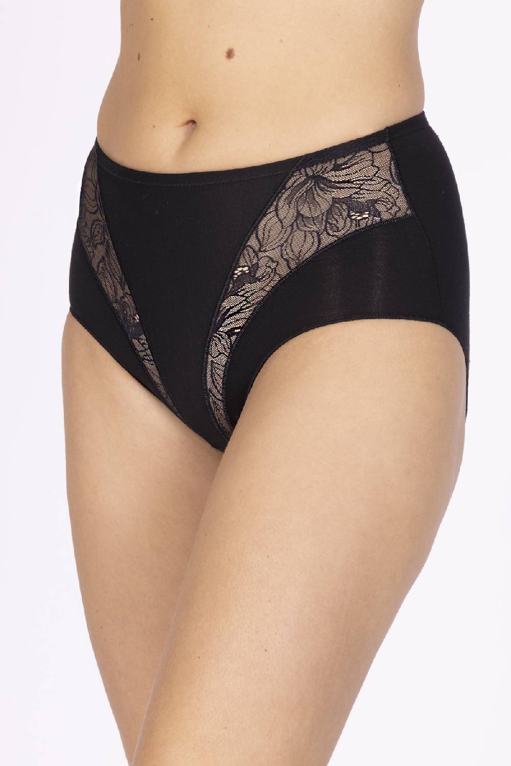 Nina Von C. Taillenslip, COTTON SHAPE