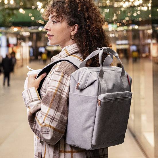 Reisenthel allrounder R twist sky rose (Rucksack,hellgrau) Weihnachtsangebot