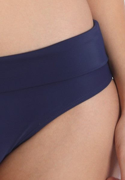Sassamode Bikini-Hose BASIC NAVY 50% Rabatt mit kostenlosem Versand
