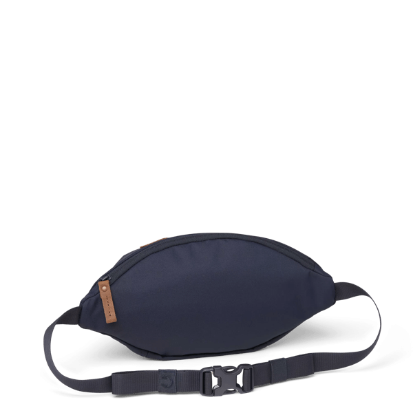 Satch Pure Navy Black Friday
