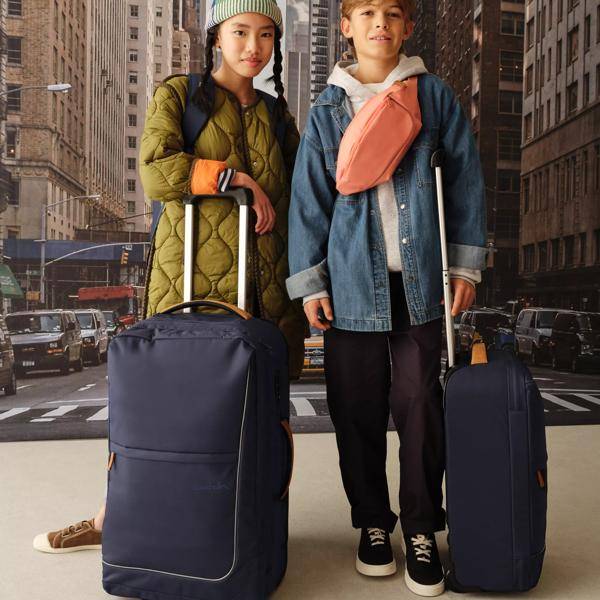 Satch Pure Navy Letzte 3 Tage