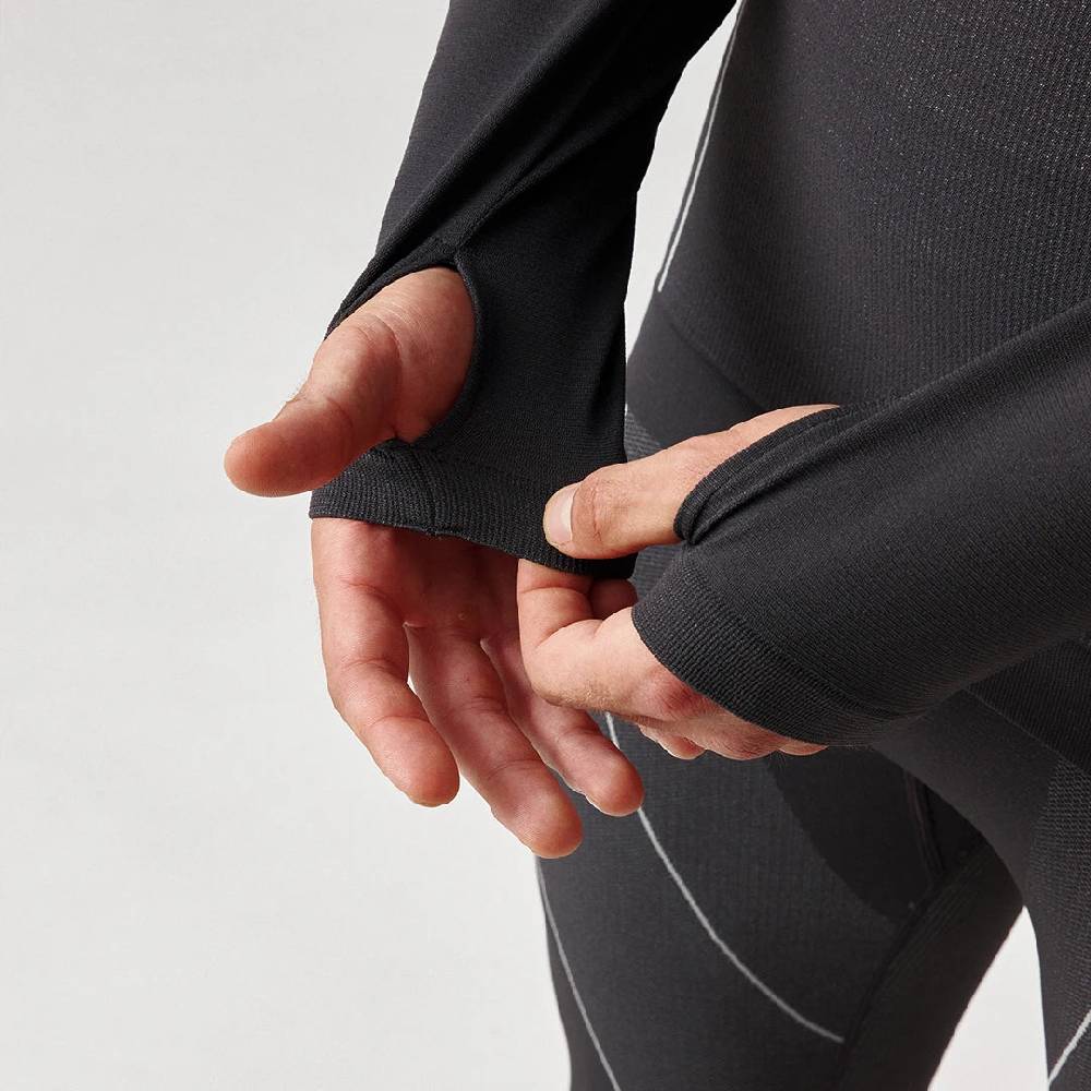 Snocks Thermounterwäsche Herren mit Daumenloch aus recyceltem Polyester 2025